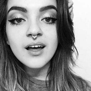 Meet your Posher, Sonia